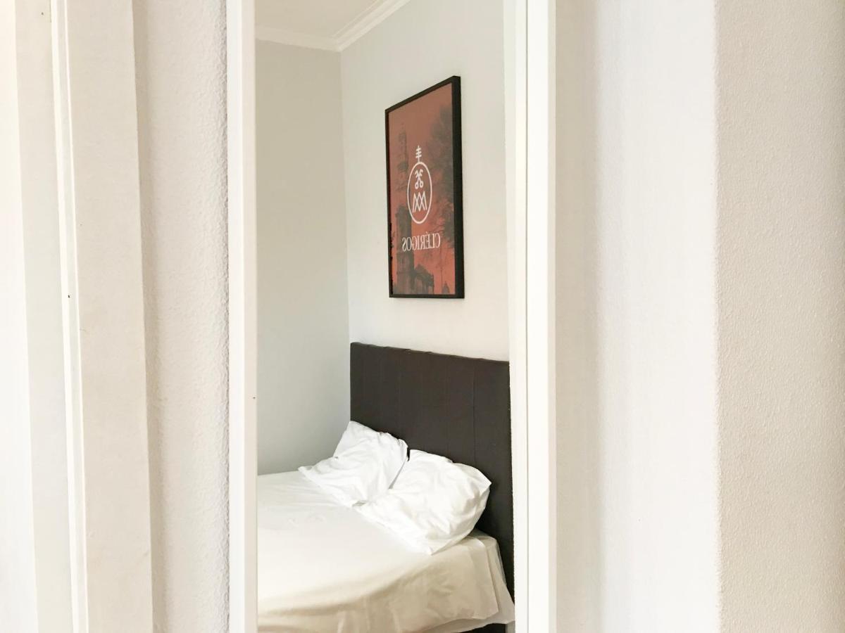 Clerigos Apartments Порту Екстер'єр фото