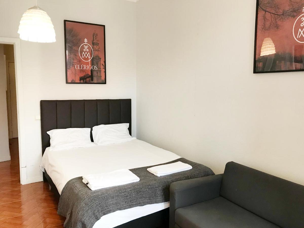 Clerigos Apartments Порту Екстер'єр фото